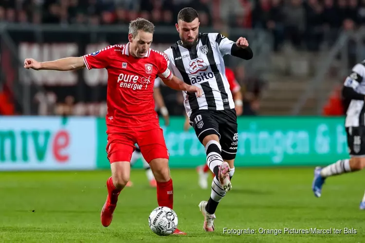 FC Twente nipt langs Heracles in derby