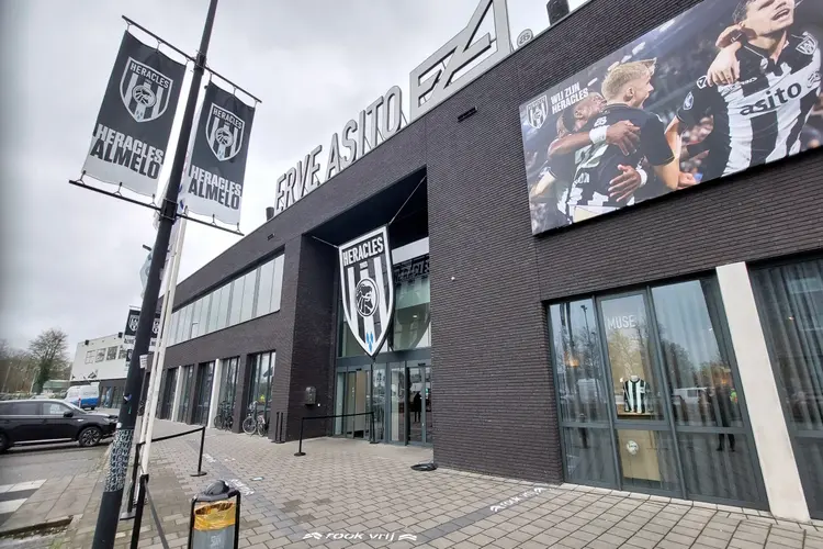 Heracles pakt tegen NAC weer eens volle buit