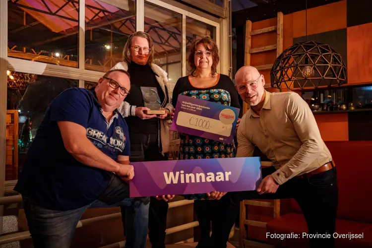 Evert Jan Entzinger en Stedelijk Orkest Kampen winnen Overijsselse Vrijwilligersprijs 2024