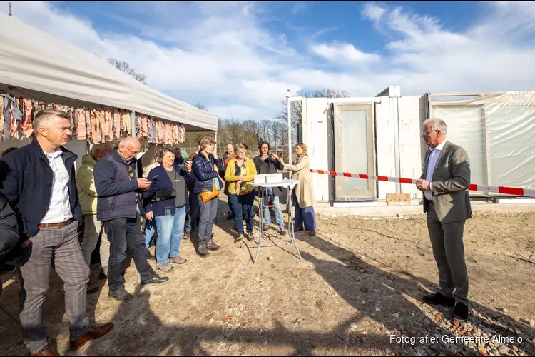 Feestelijke start bouw Hof Markgraven